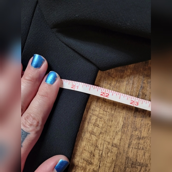 FREE W BUNDLE Cleo four button blazer - Picture 6 of 10